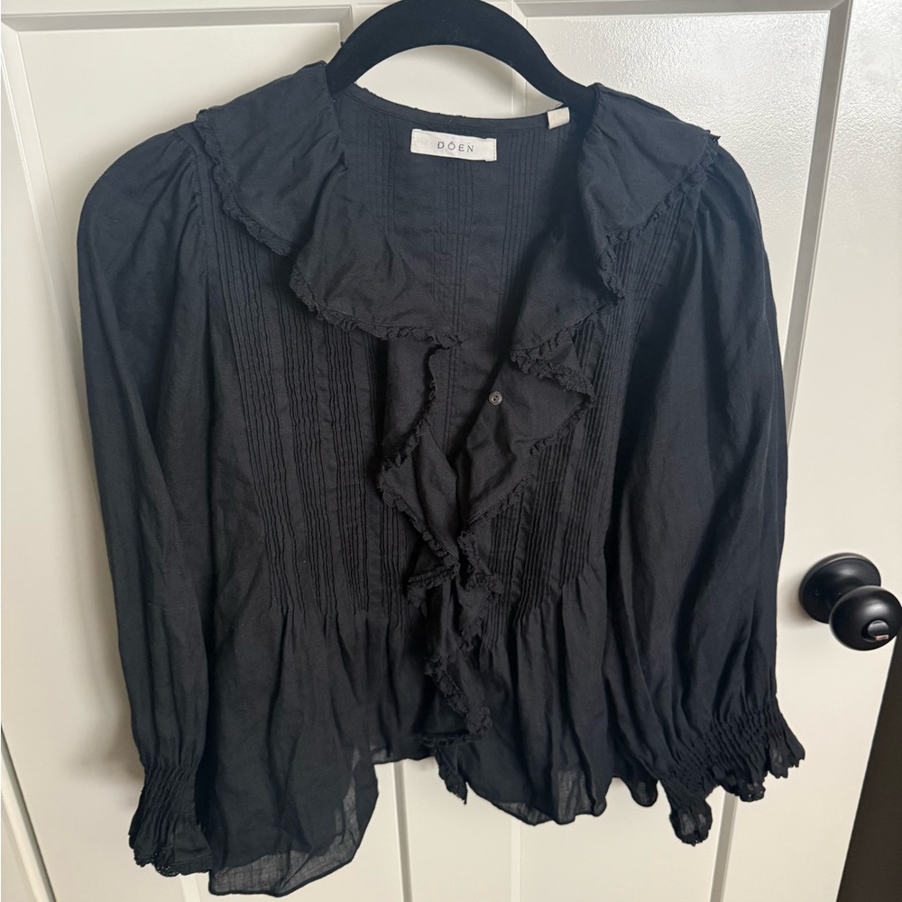 Doen Ruffle Ramie River Black blouse  small with flaws.  Listing Price is firm